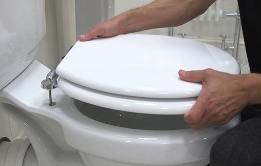 Klozet Kapağı Nasıl Sökülür
